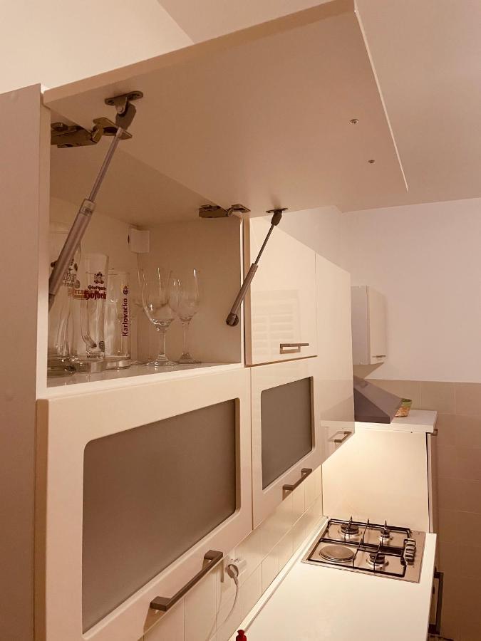 Central Single House With Parking-Top Location! Novalja Exterior photo